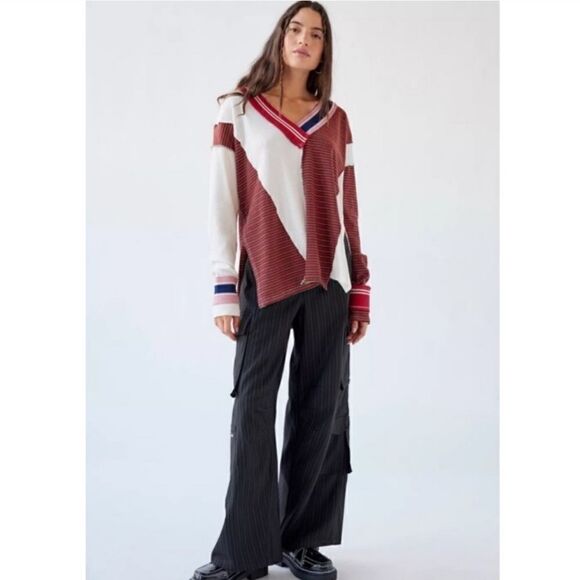 BDG Urban Outfitters Frazer Spliced Slouchy Sweater Size XS - Picture 3 of 11
